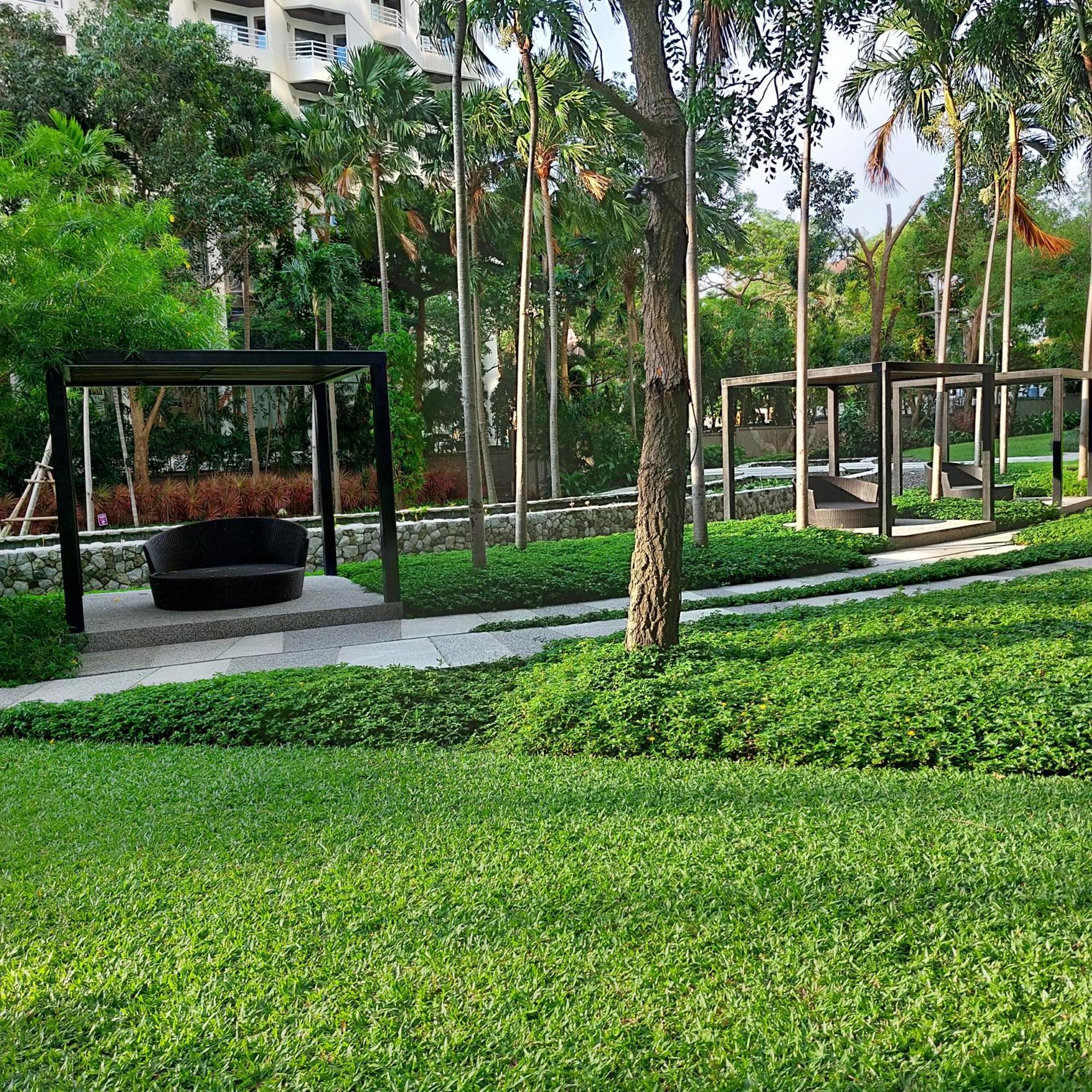 Sea View Apartment In Pattaya Esterno foto
