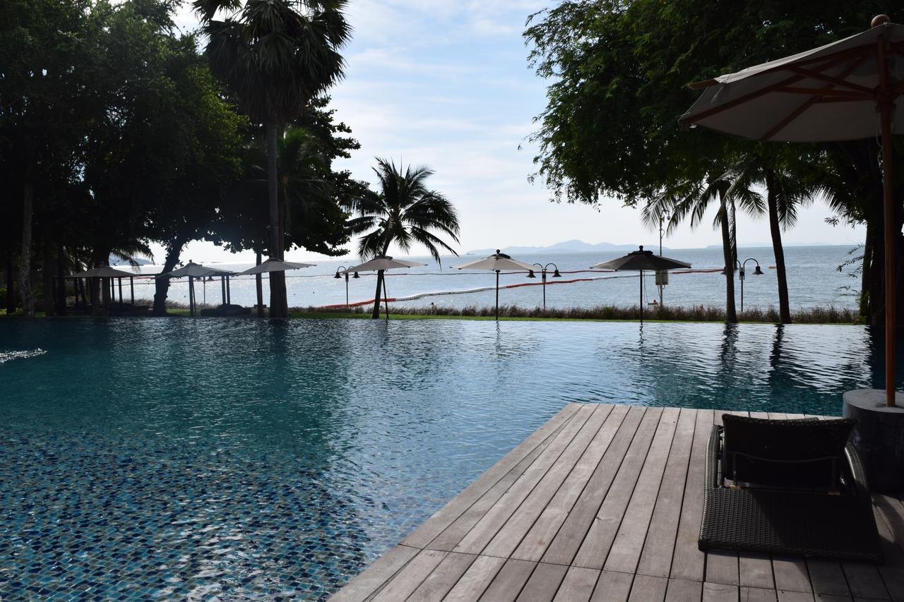 Sea View Apartment In Pattaya Esterno foto