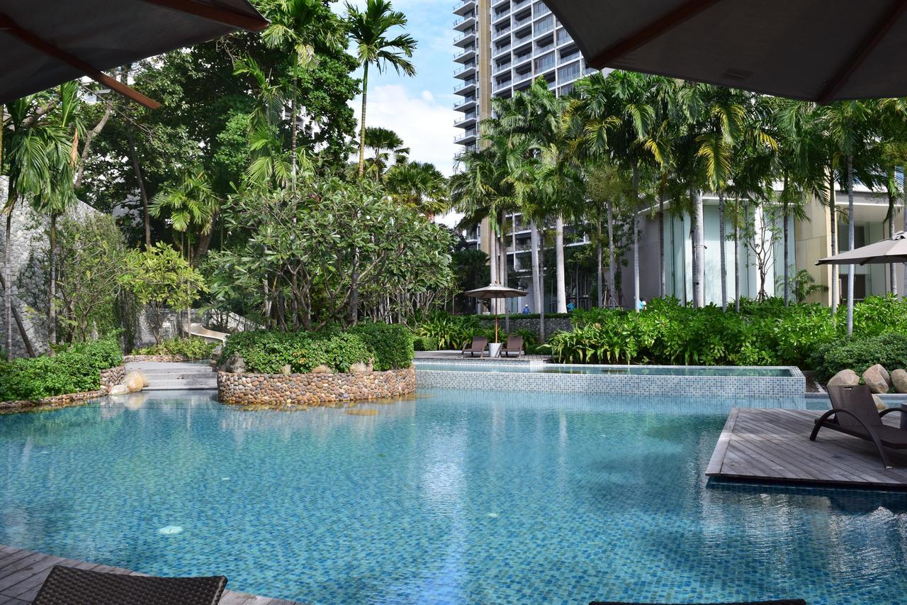 Sea View Apartment In Pattaya Esterno foto