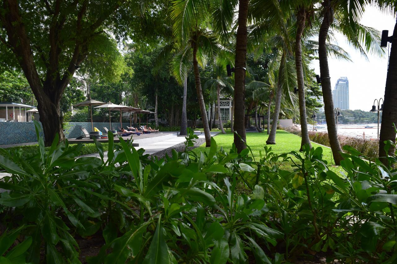 Sea View Apartment In Pattaya Esterno foto